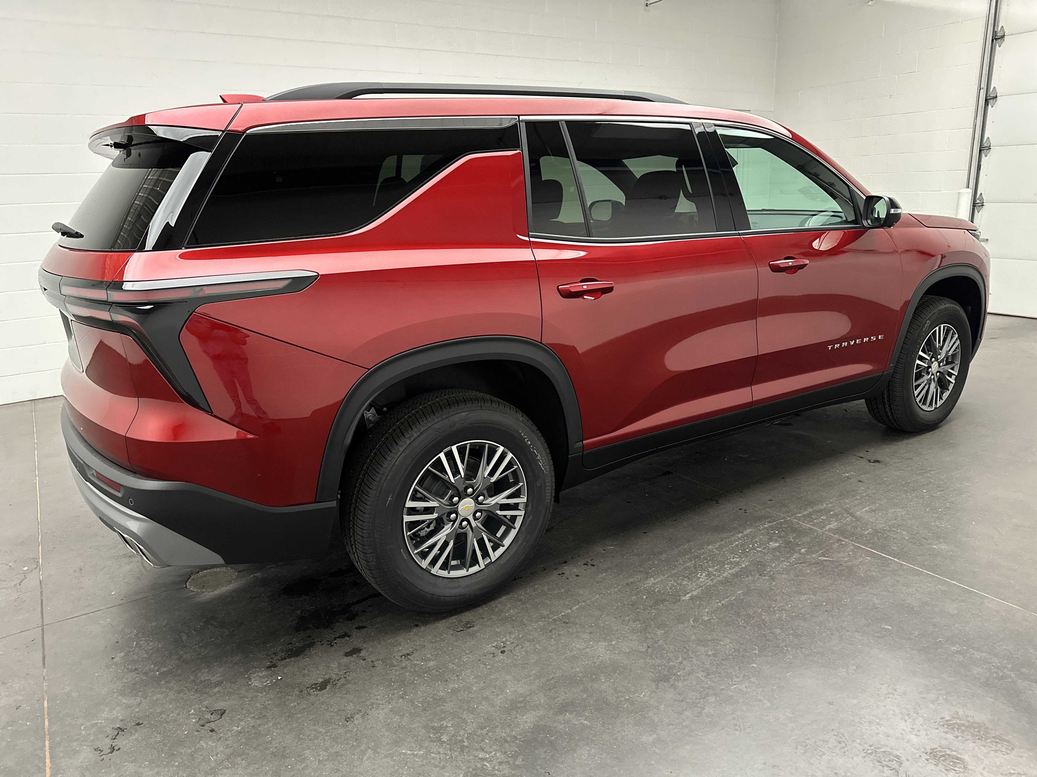 New 2026 Chevrolet Traverse LT w/ Driver Confidence Package image 10