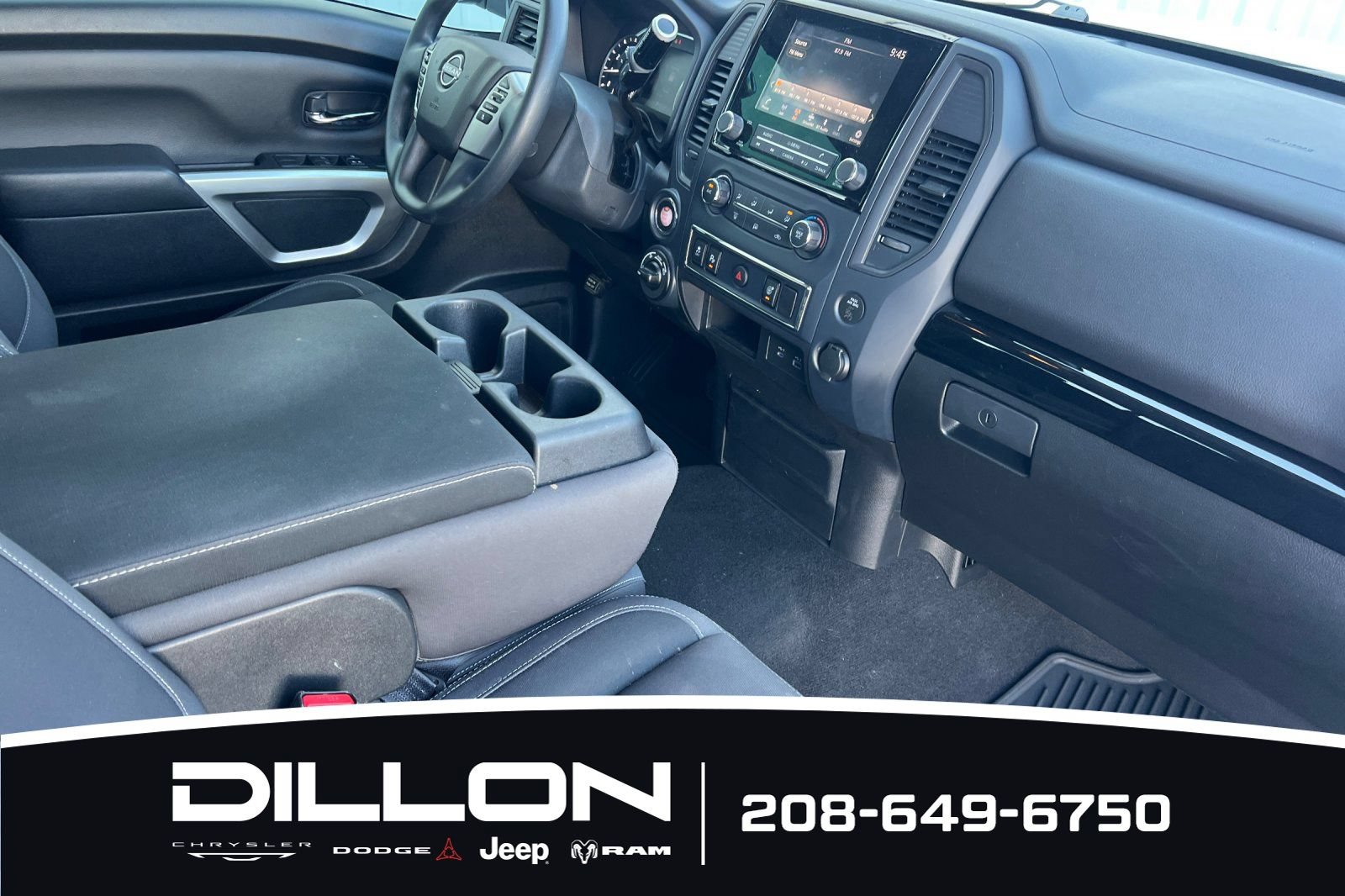 Used 2024 Nissan Titan SV AWD/4WD image 15