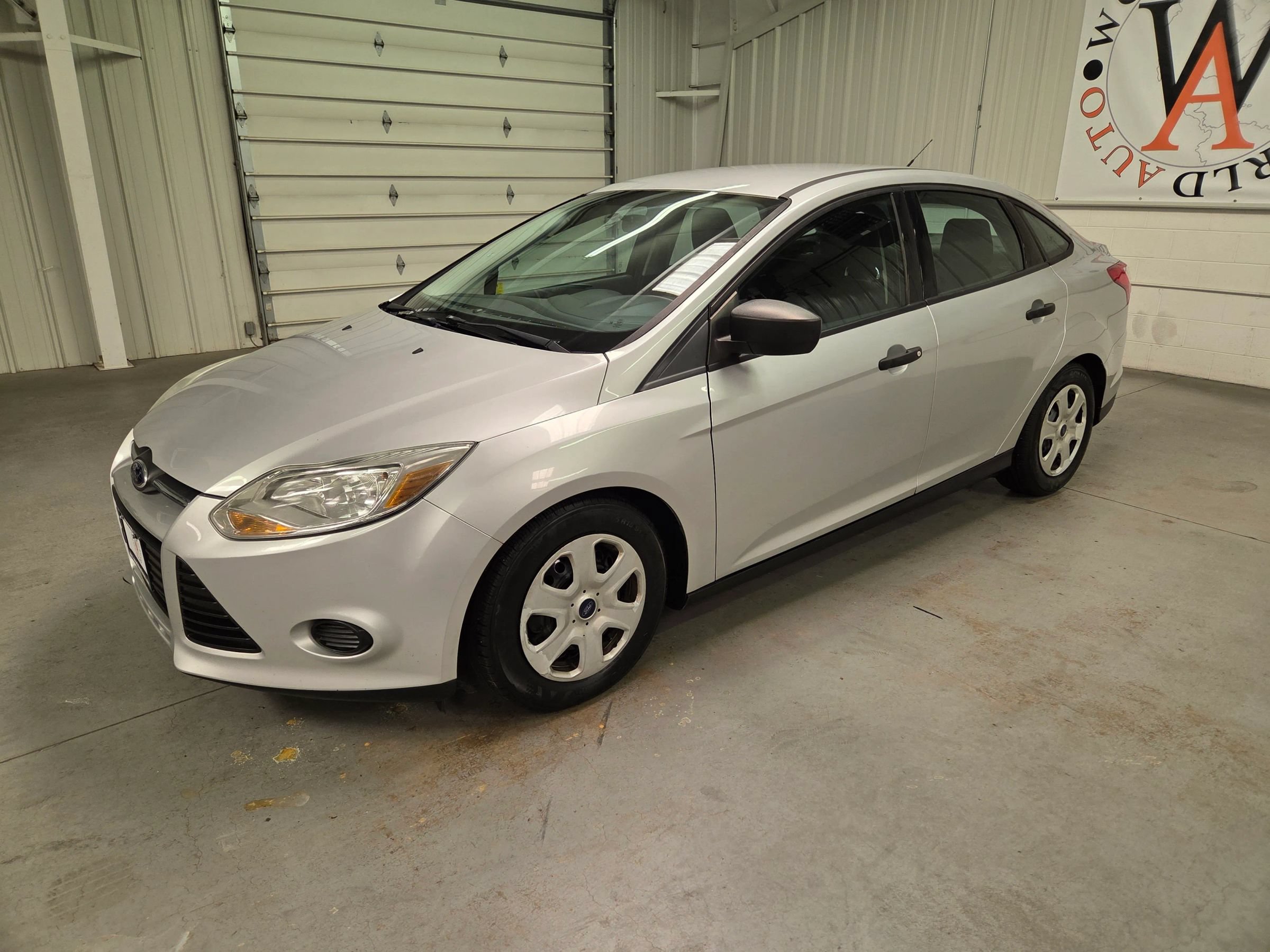 Used 2014 Ford Focus S FWD image 2