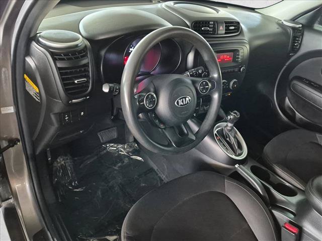 Used 2016 Kia Soul FWD image 10