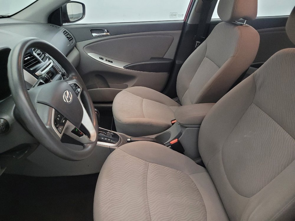 Used 2014 Hyundai Accent GLS w/ Option Group 2 image 17