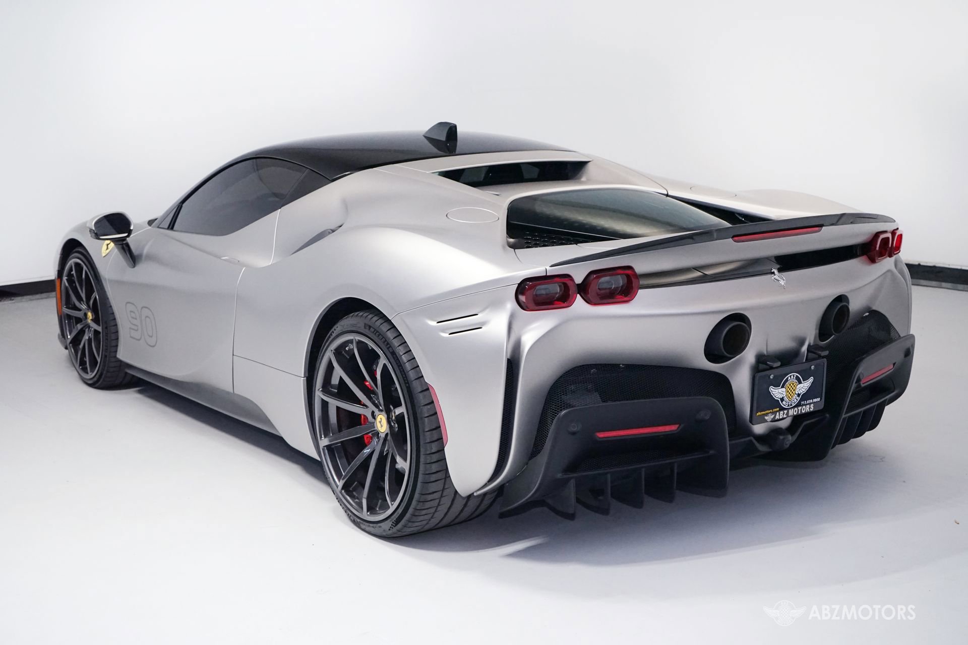 Used 2021 Ferrari SF90 Stradale AWD/4WD image 7
