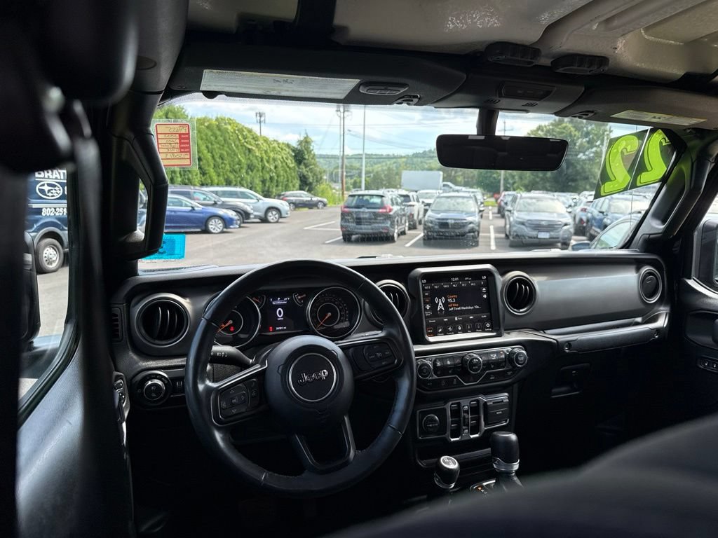 Used 2022 Jeep Gladiator Sport AWD/4WD image 18