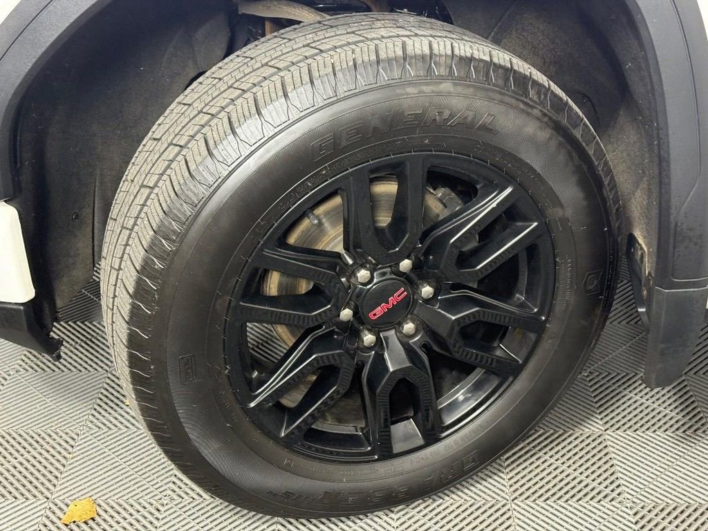 Used 2022 GMC Sierra 1500 Elevation image 11