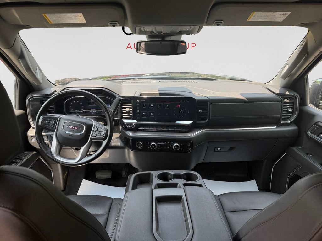 Used 2024 GMC Sierra 1500 SLT AWD/4WD image 16