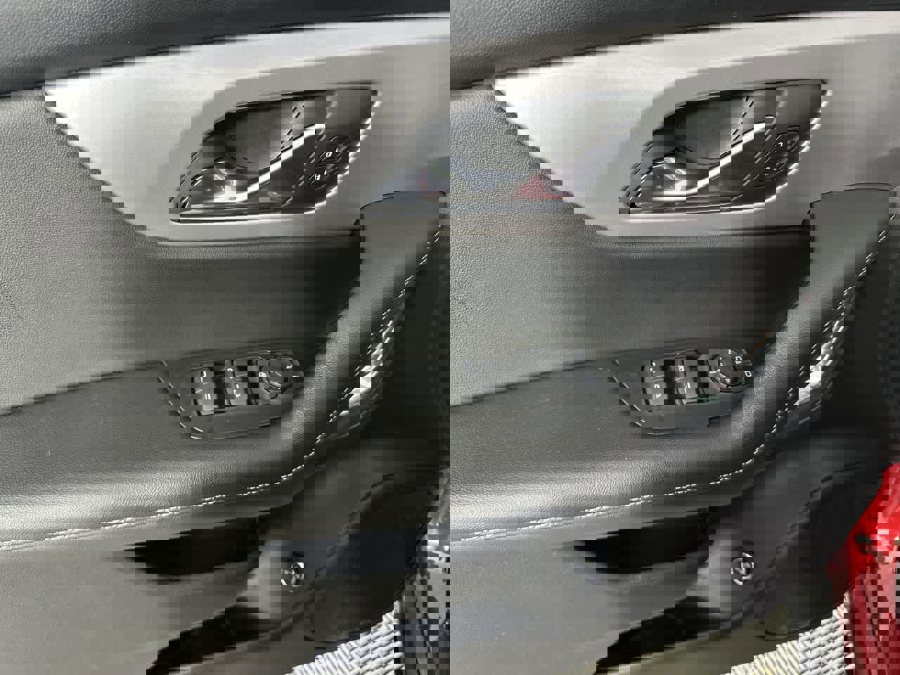 Used 2023 Chevrolet Blazer LT w/ Midnight/Sport Edition image 11