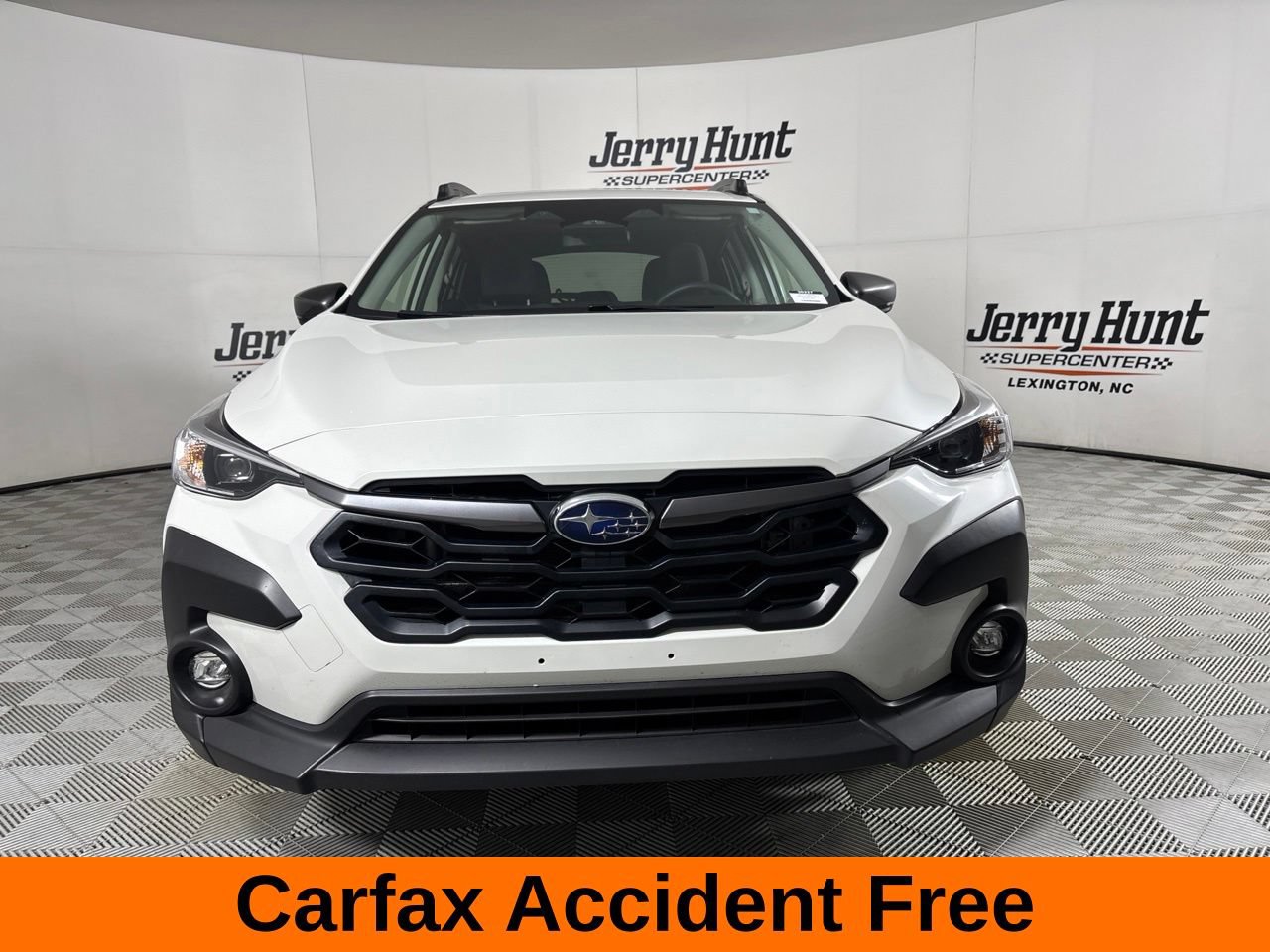 Used 2025 Subaru Crosstrek 2.5i Premium AWD/4WD image 3