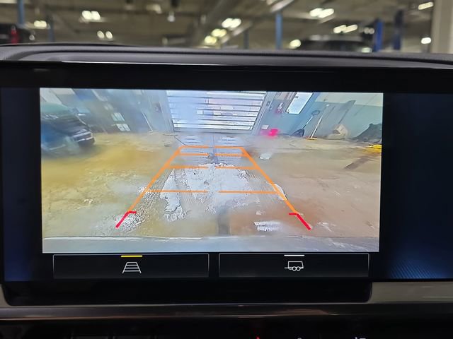 Used 2023 Chevrolet Silverado 1500 LT image 25