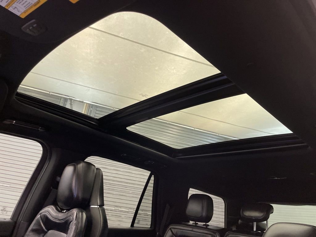 Used 2020 Lincoln Navigator Reserve w/ Equipment Group 208A Reserve image 19