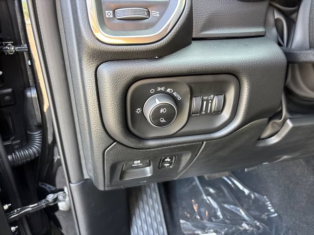 New 2027 RAM 1500 Laramie AWD/4WD image 16