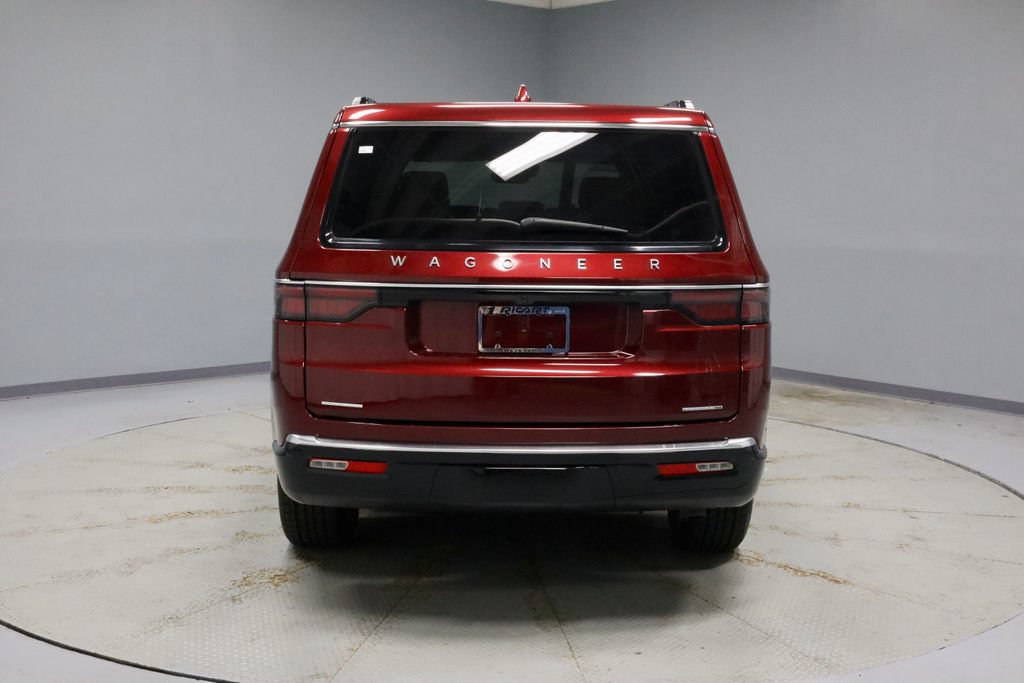 Used 2022 Jeep Wagoneer Series III w/ Flexible Seating Group AWD/4WD image 10