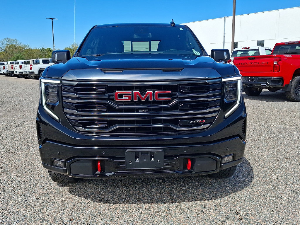 Certified 2023 GMC Sierra 1500 AT4 w/ AT4 Premium Package AWD/4WD image 5