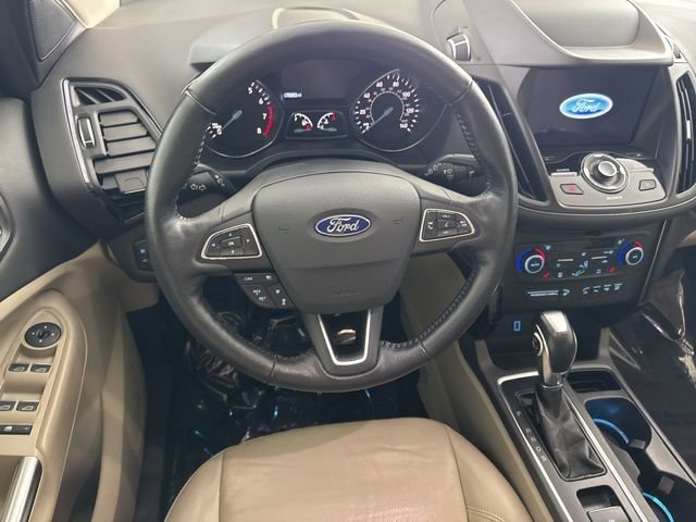 Used 2019 Ford Escape Titanium image 23