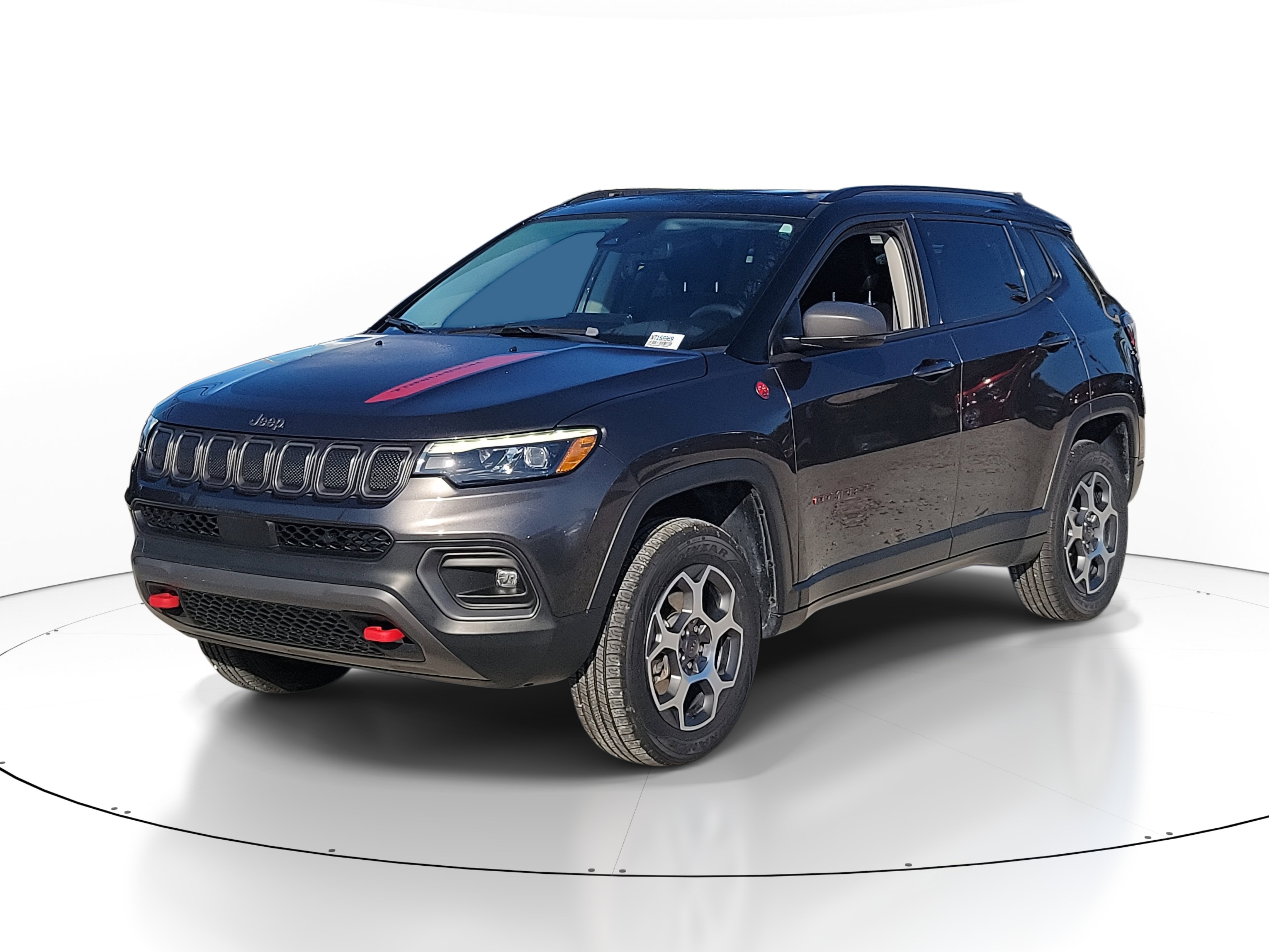 Used 2022 Jeep Compass Trailhawk w/ Trailhawk Elite Group image 2