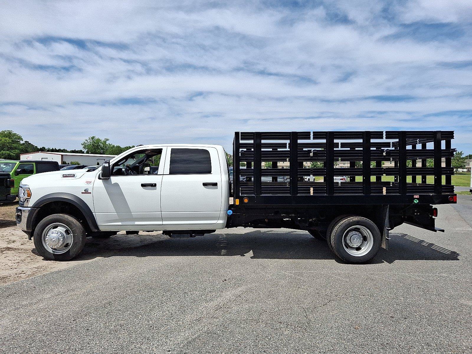 New 2024 RAM 5500 Tradesman w/ Chrome Appearance Group AWD/4WD image 2