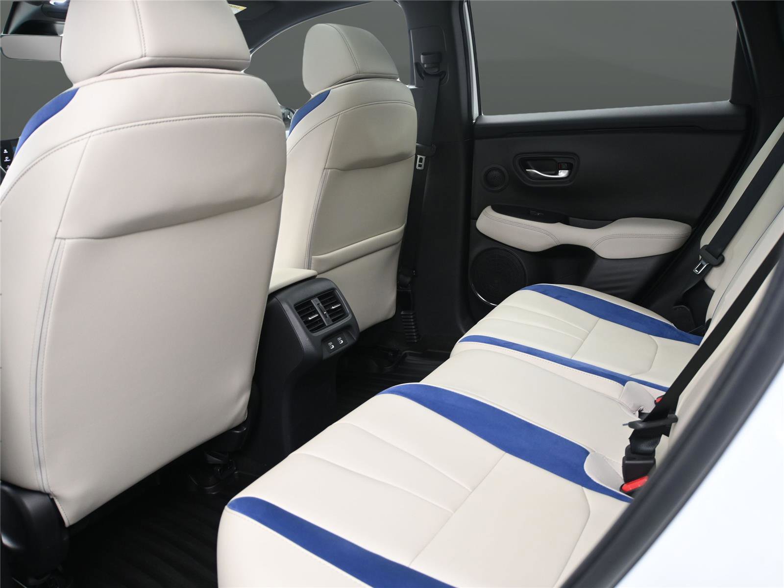 Certified 2025 Acura ADX A-Spec AWD/4WD image 11