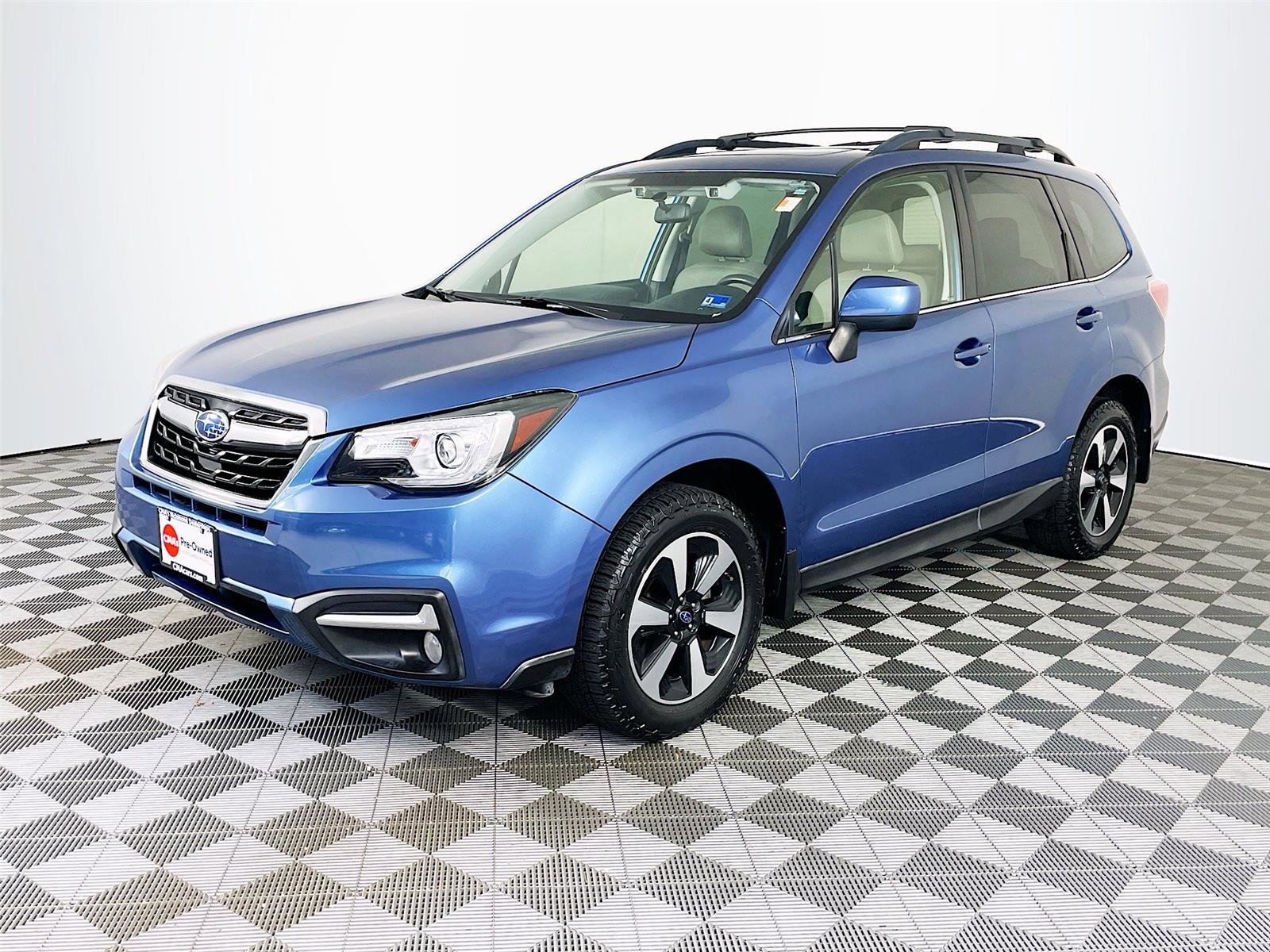 Used 2017 Subaru Forester 2.5i Limited AWD/4WD image 3