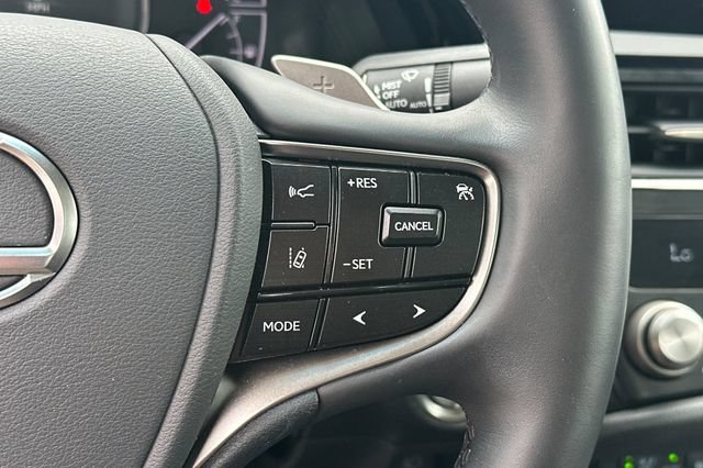 Used 2025 Lexus ES 300h w/ Premium Package FWD image 28