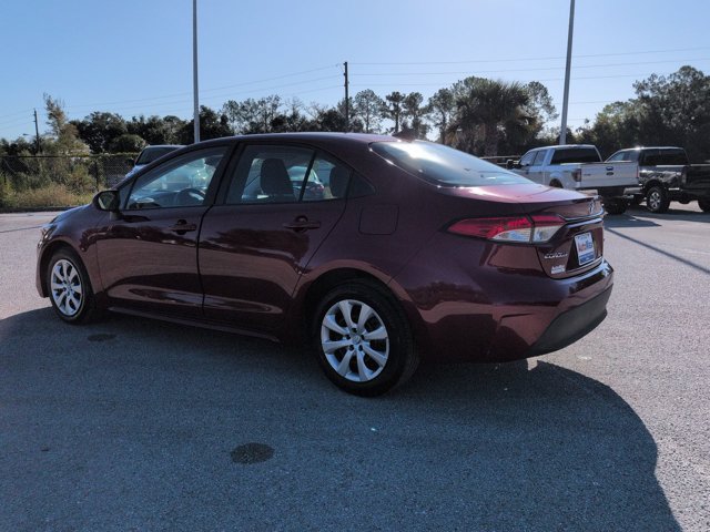 Used 2025 Toyota Corolla LE FWD image 6