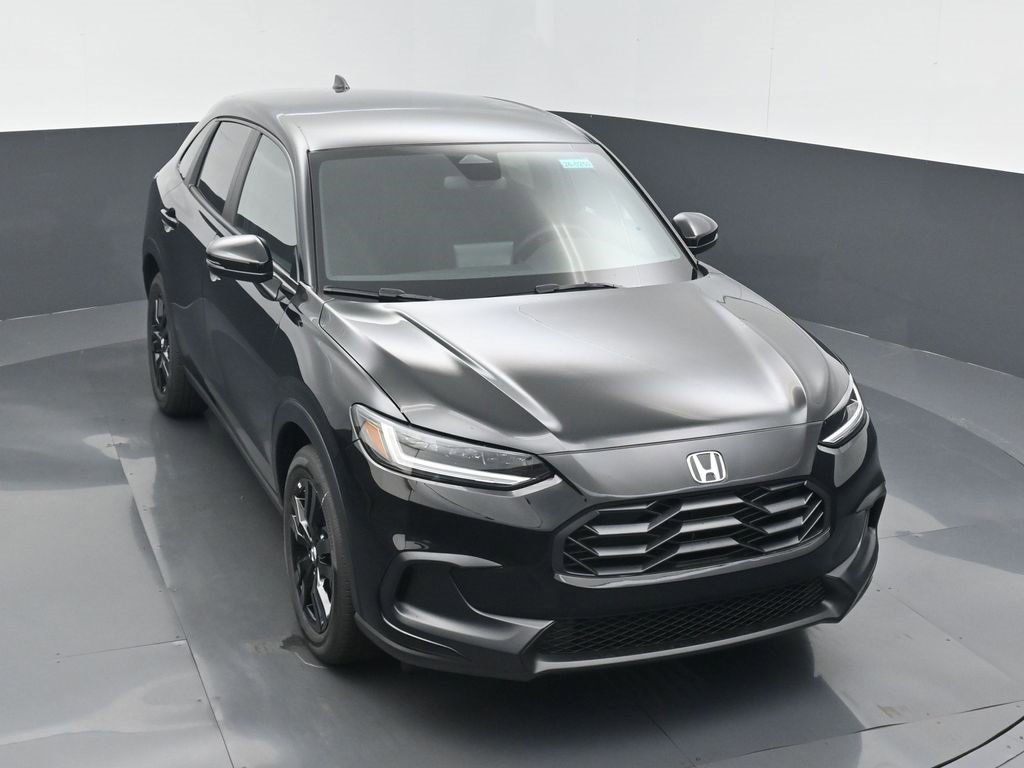 New 2026 Honda HR-V Sport image 3