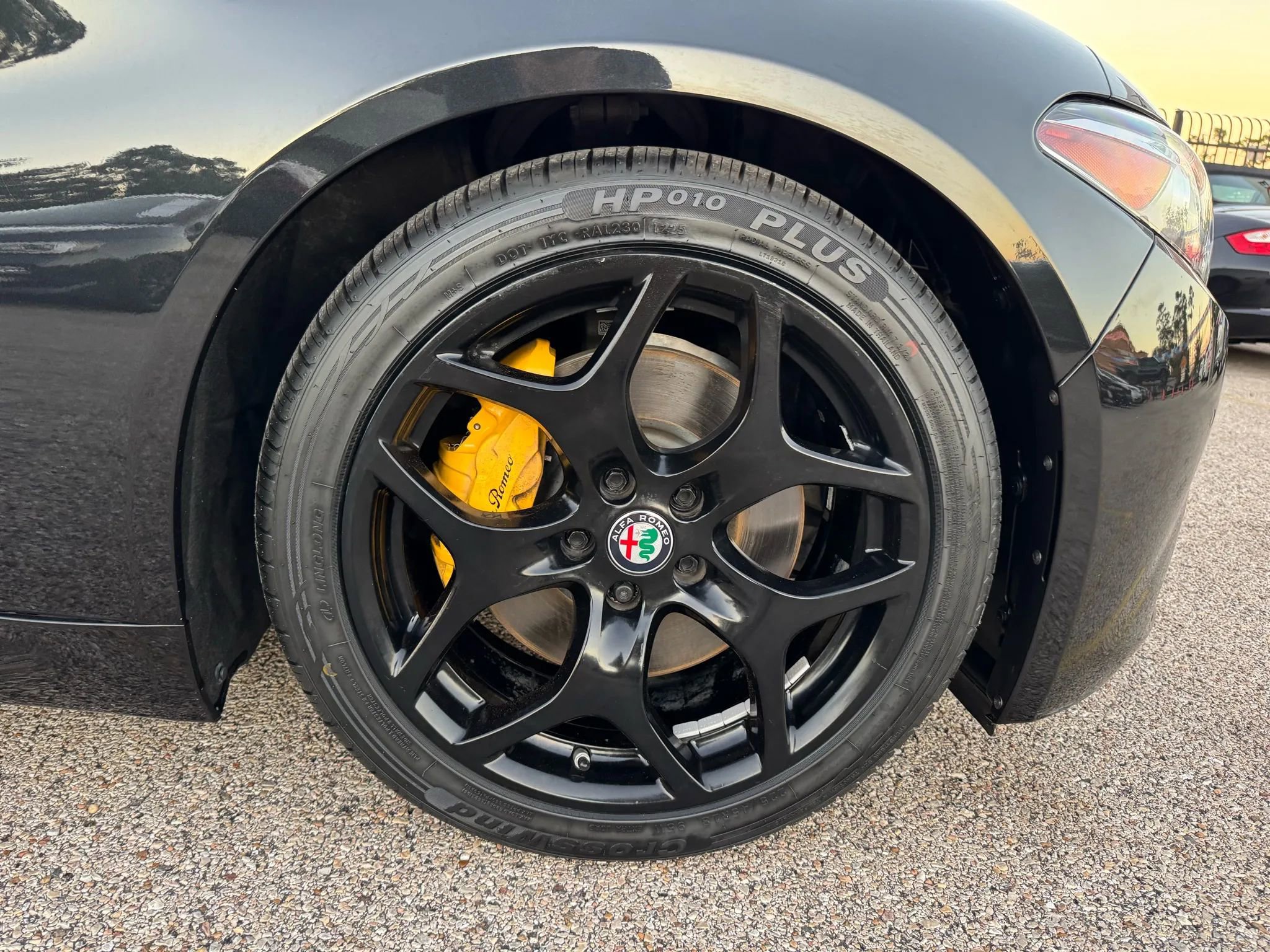 Used 2018 Alfa Romeo Giulia Ti image 13