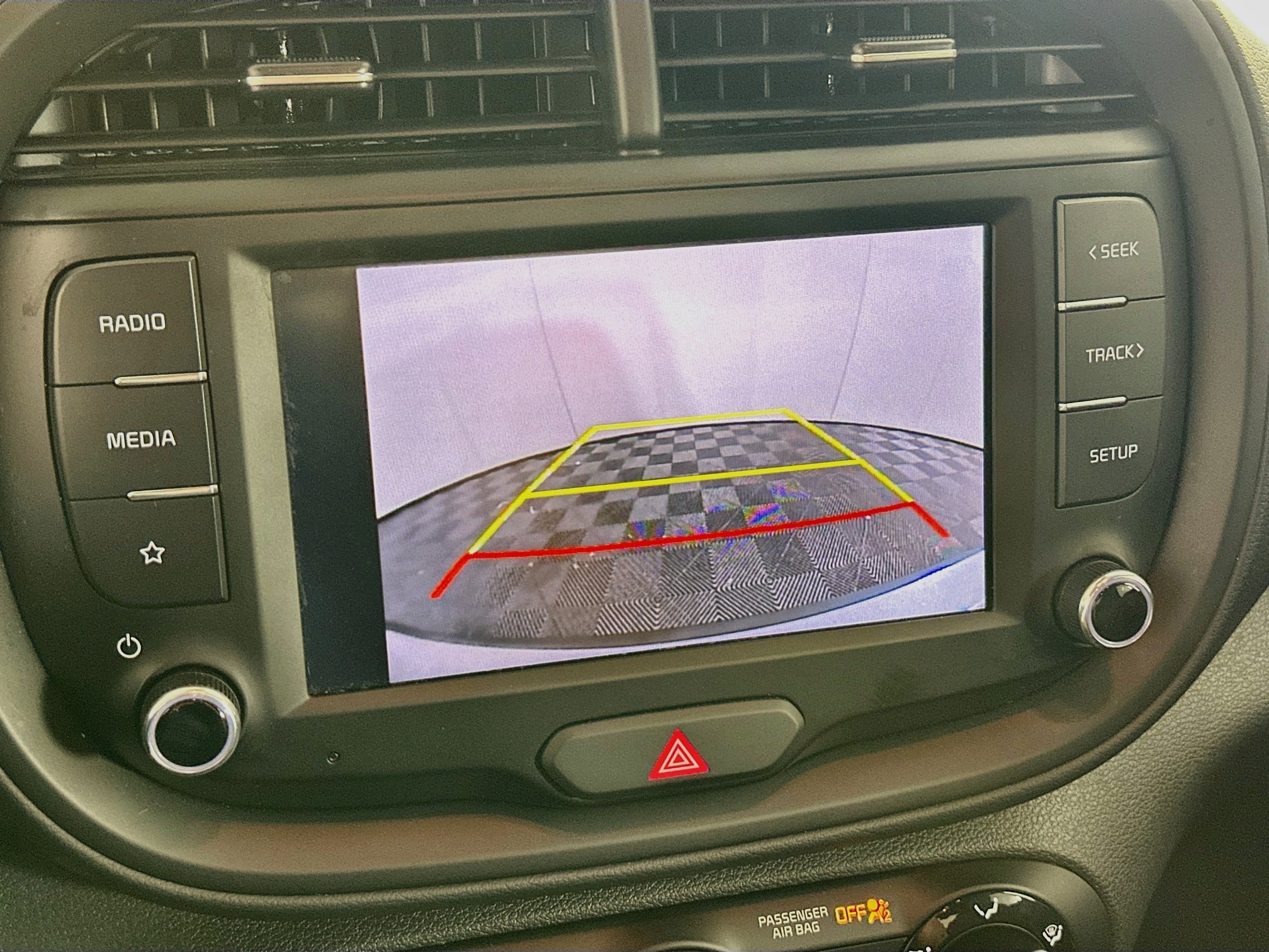 Used 2025 Kia Soul LX w/ LX Technology Package FWD image 22