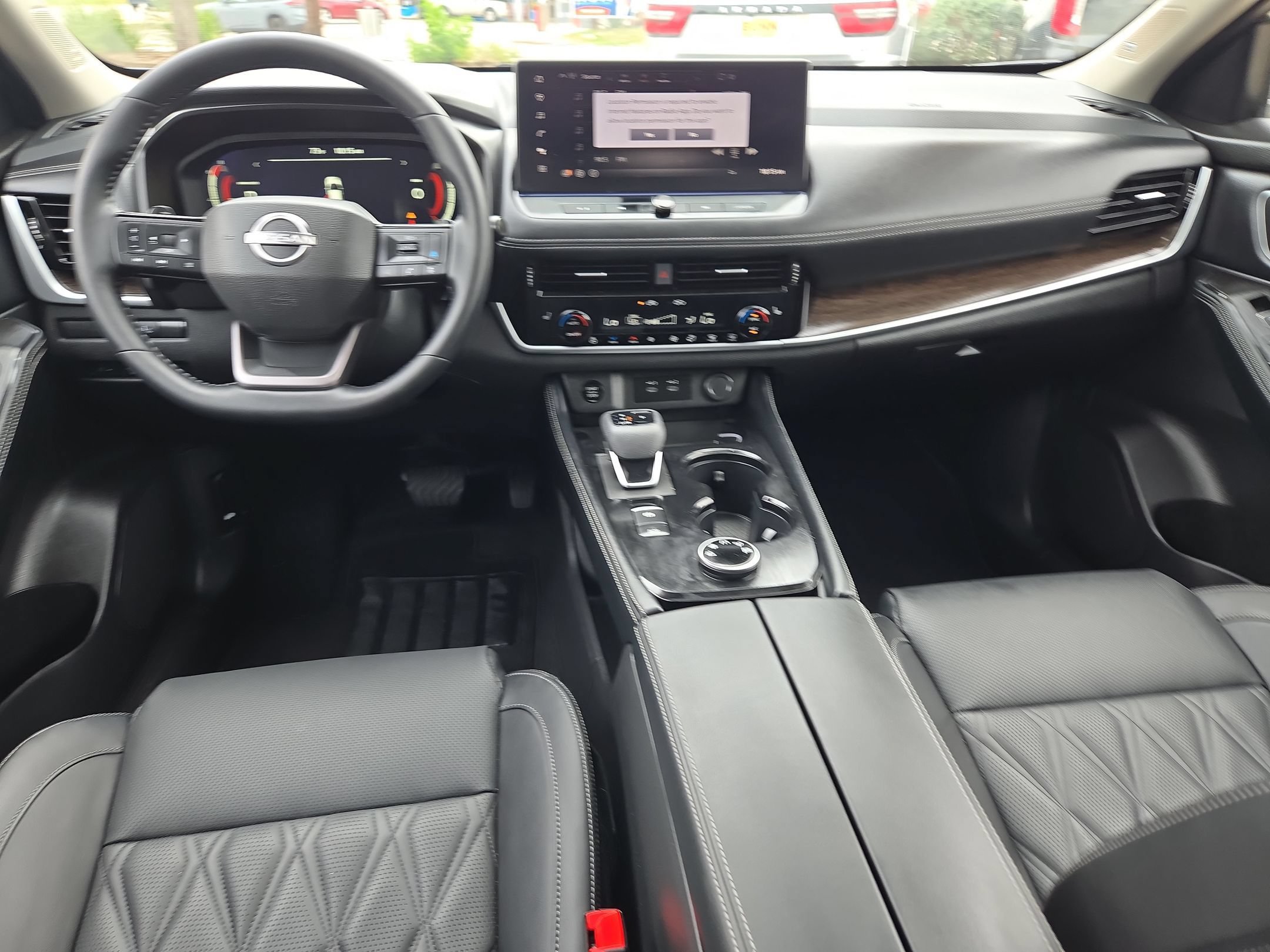 Certified 2026 Nissan Rogue Platinum w/ Platinum Premium Package AWD/4WD image 16