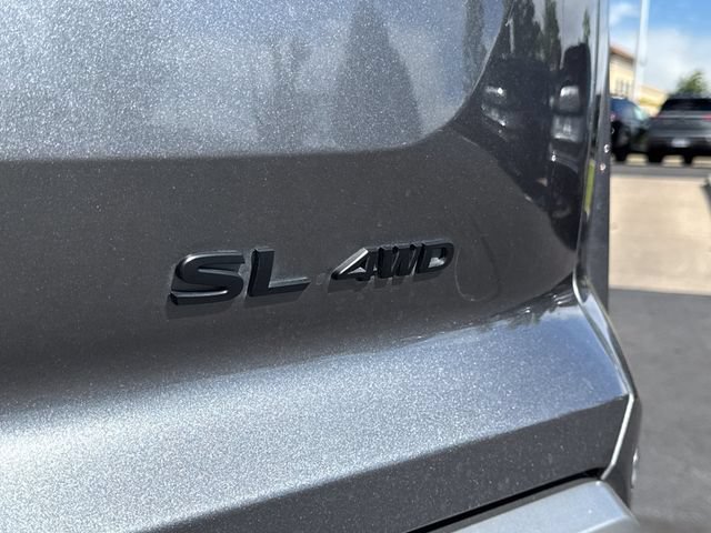 Used 2023 Nissan Pathfinder SL w/ Black Appearance Package AWD/4WD image 22