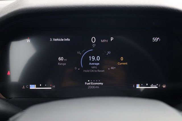 Used 2025 Jeep Grand Cherokee L Laredo w/ Luxury Tech Group I image 16