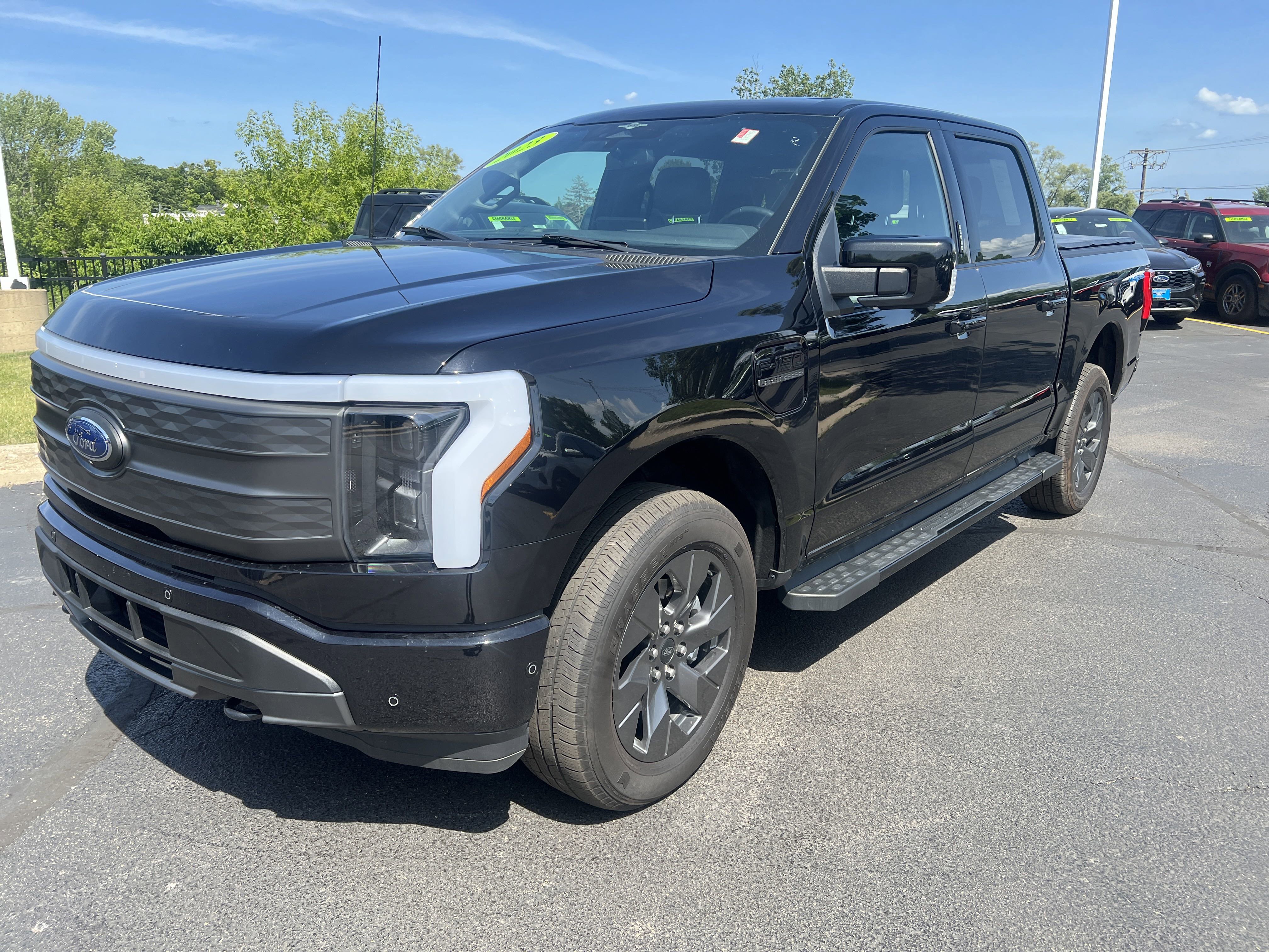 Certified 2023 Ford F150 Lightning Lariat image 8