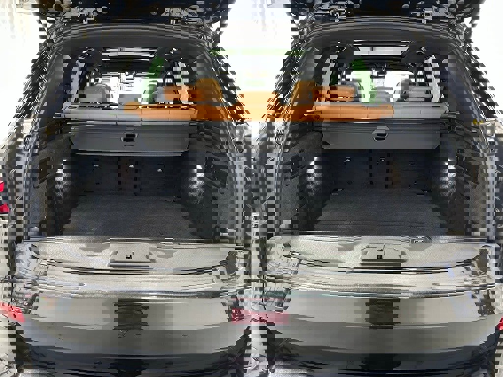 Used 2026 BMW X5 xDrive50e image 47