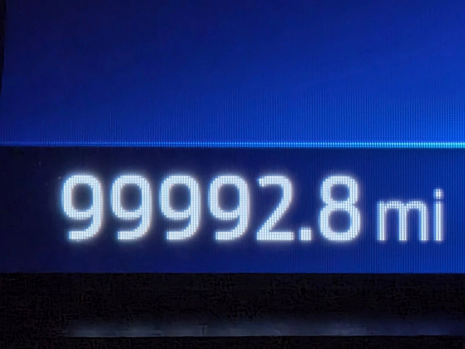 Used 2021 Ford Explorer XLT w/ Equipment Group 202A image 34