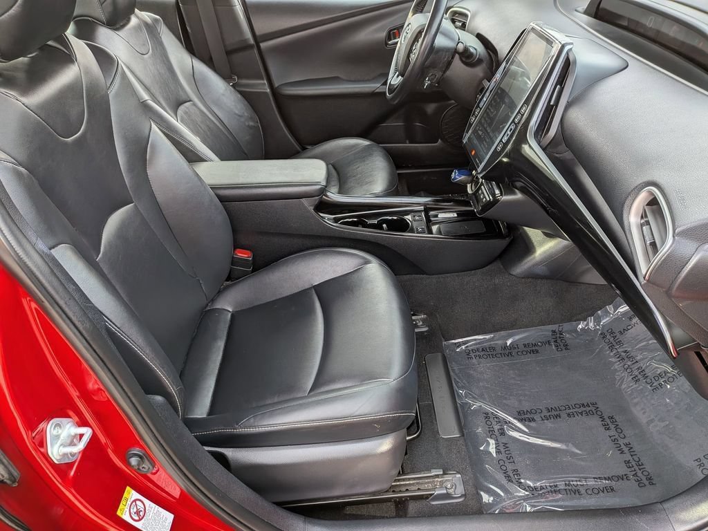 Used 2020 Toyota Prius Prime Limited FWD image 29