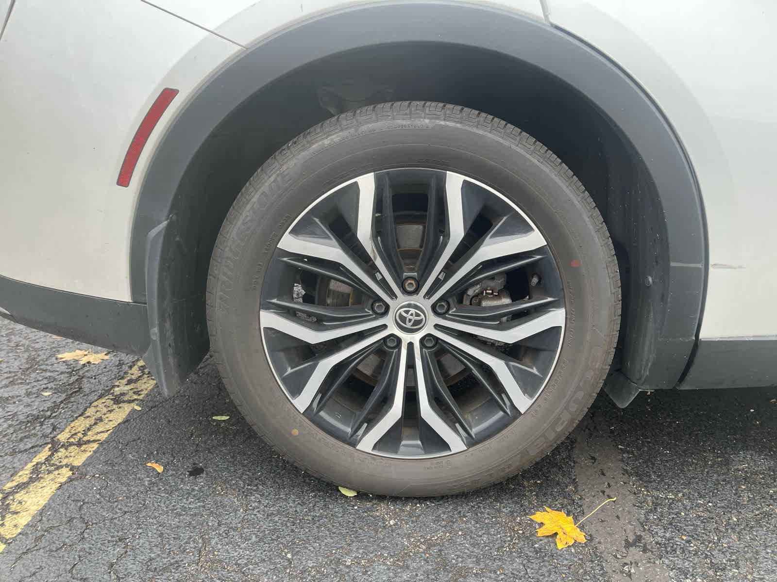 Used 2023 Toyota Crown XLE image 16