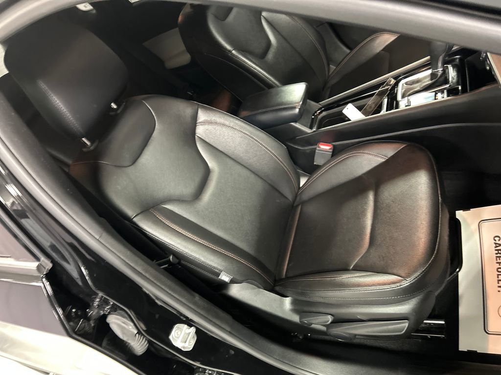 Used 2024 Jeep Compass Limited image 24