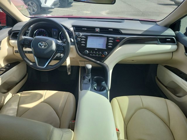 Used 2020 Toyota Camry LE image 21