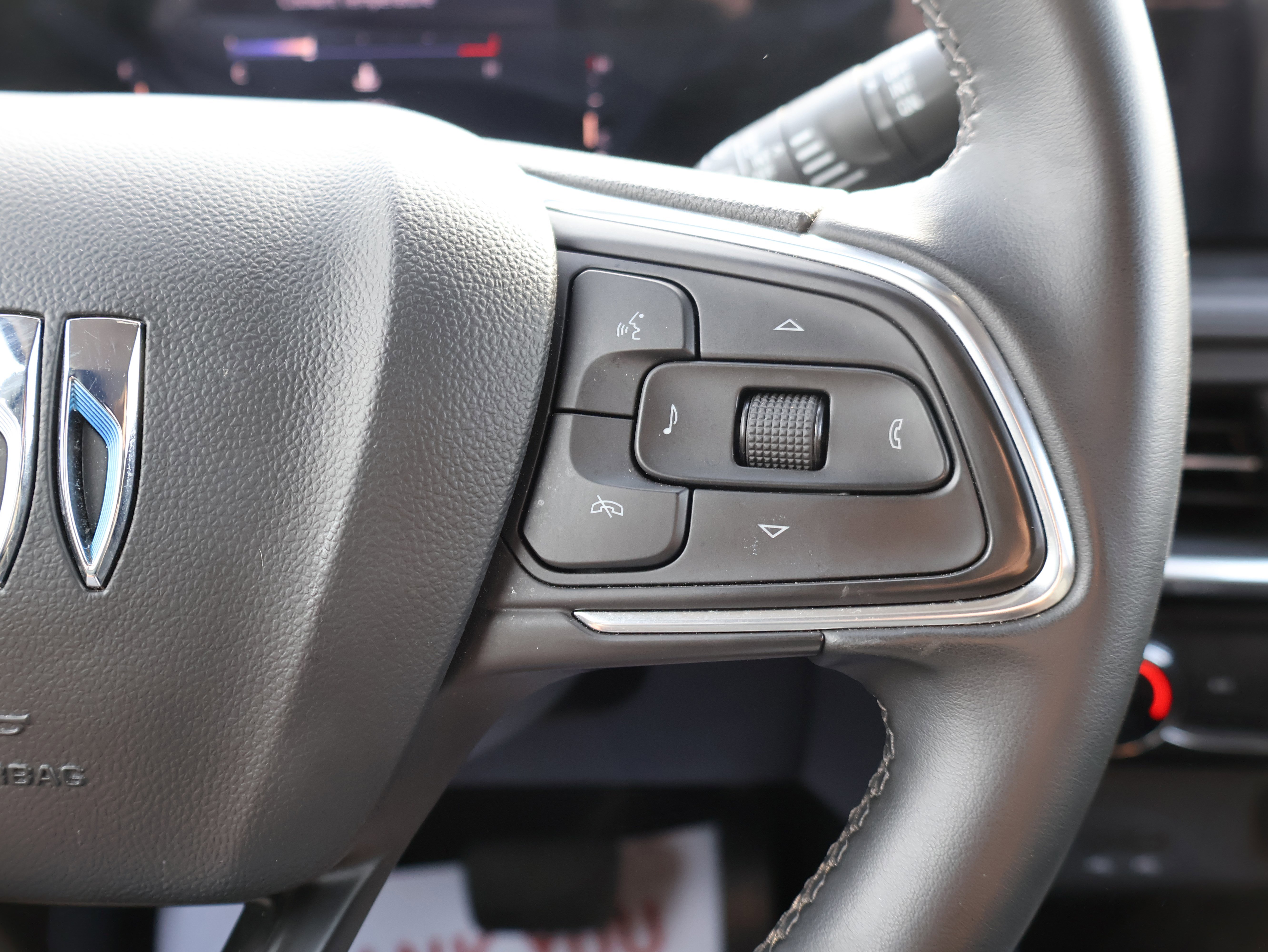 Used 2024 Buick Encore GX Sport Touring image 34