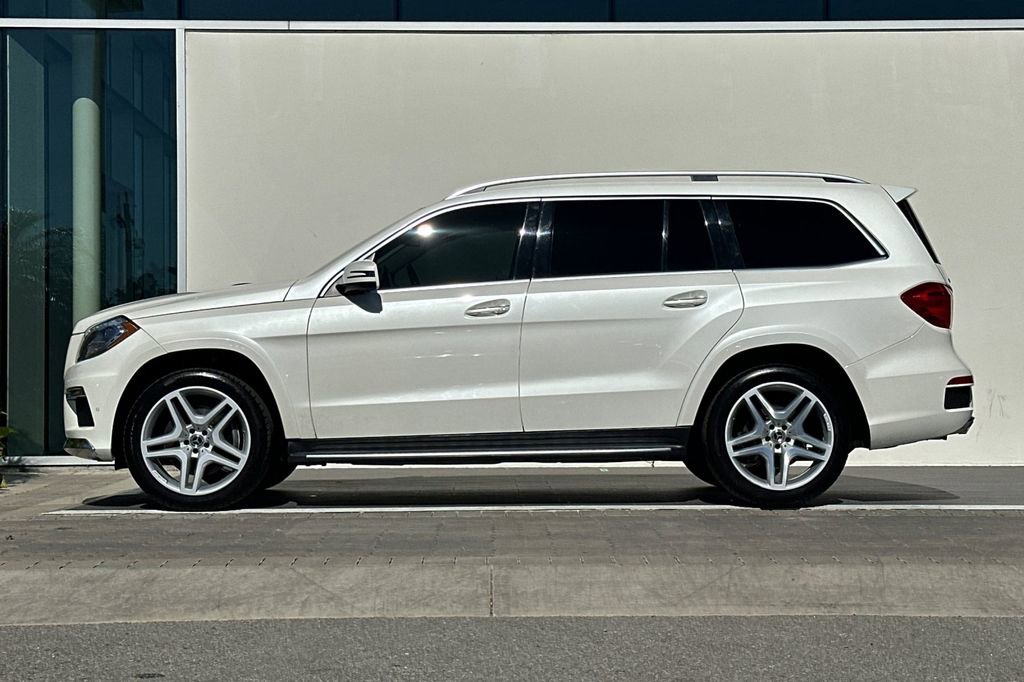 Used 2016 Mercedes-Benz GL 550 4MATIC image 6