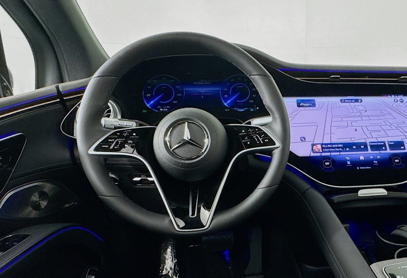 New 2026 Mercedes-Benz EQS 550 4MATIC SUV image 4