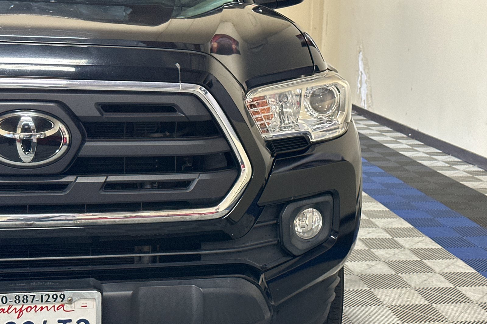 Used 2019 Toyota Tacoma SR5 image 47