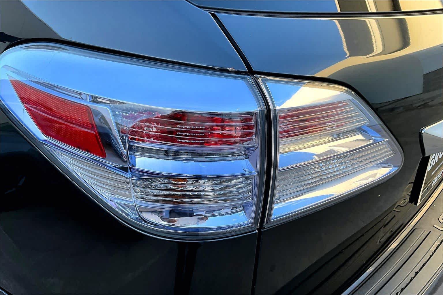 Used 2011 Lexus RX 450h AWD w/ Premium Pkg image 27