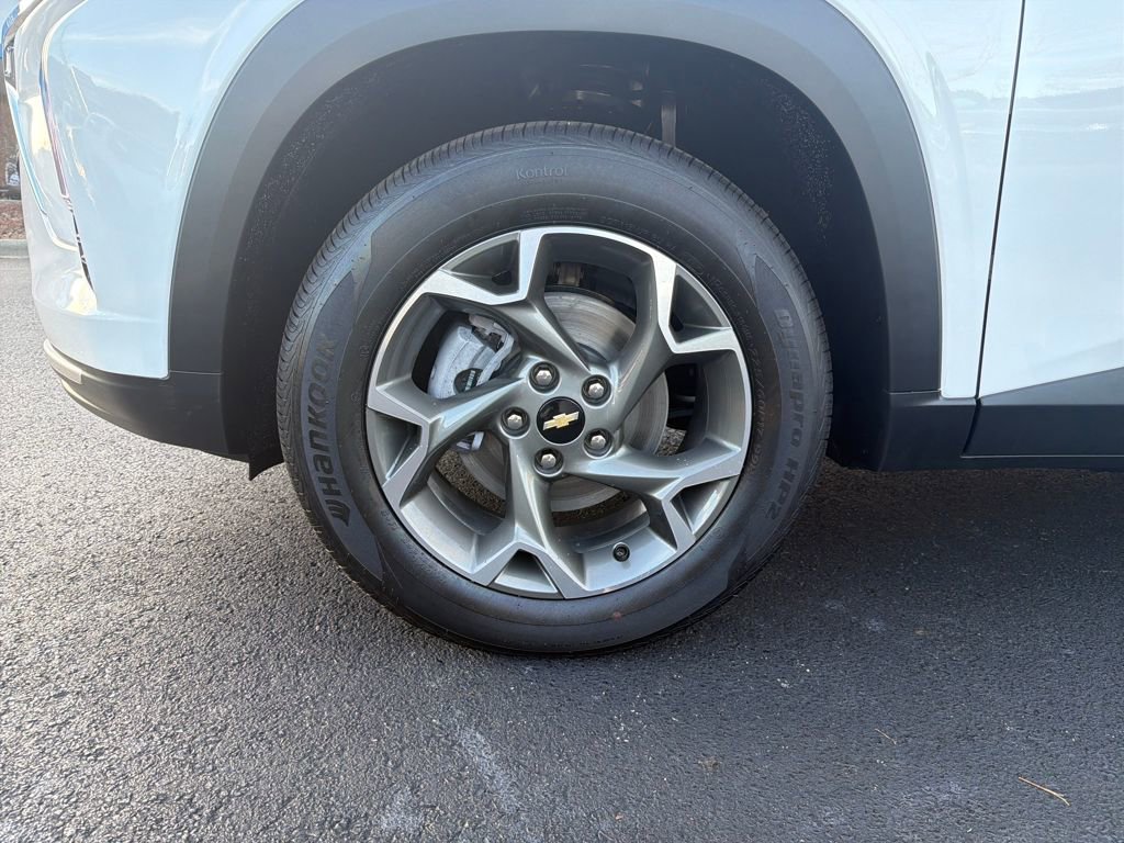 New 2025 Chevrolet Trax LT w/ LT Convenience Package image 23