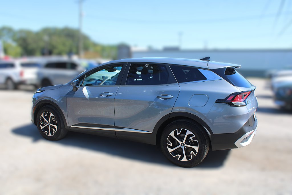 Certified 2025 Kia Sportage EX FWD image 12