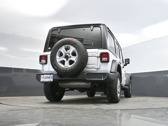 Used 2018 Jeep Wrangler Unlimited Sport S AWD/4WD image 49