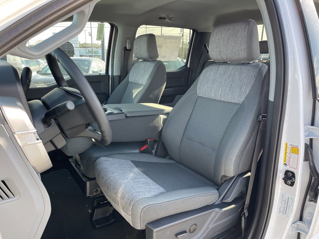 New 2026 Ford F250 XLT w/ FX4 Off-Road Package image 16