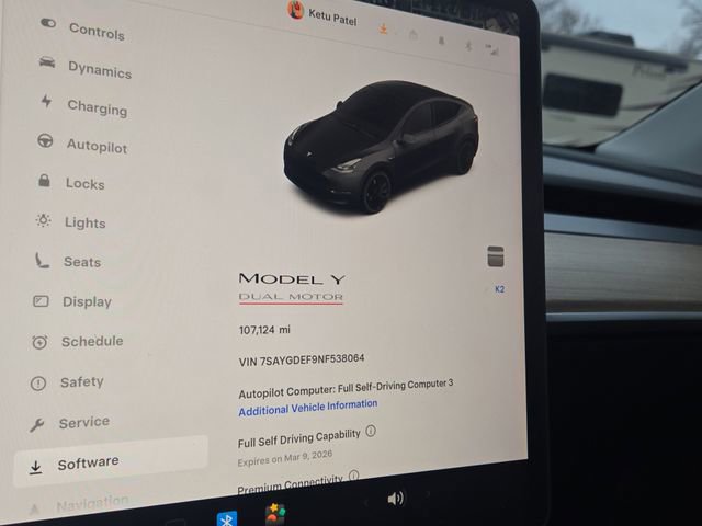 Used 2022 Tesla Model Y Performance image 9