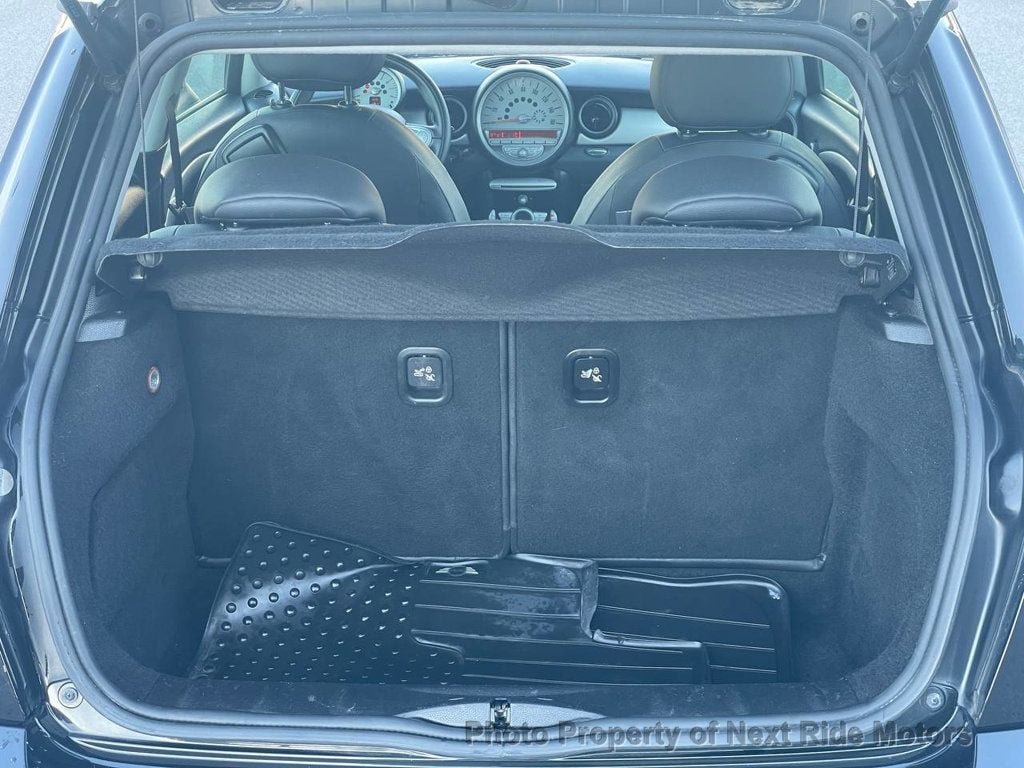 Used 2010 MINI Cooper Hardtop FWD image 30