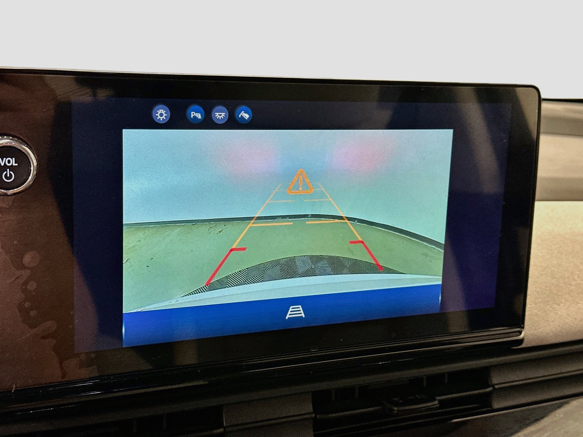 Used 2025 Honda Prologue EX image 23