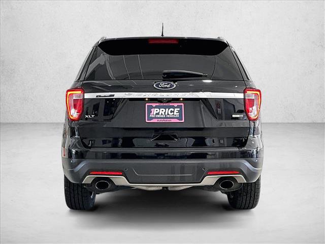 Used 2019 Ford Explorer XLT w/ Equipment Group 201A AWD/4WD image 4