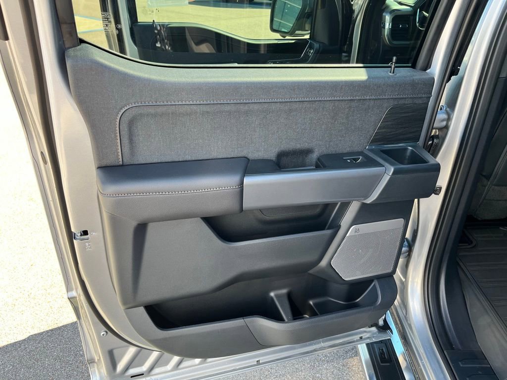 New 2026 Ford F150 Lariat w/ Equipment Group 502A High image 10